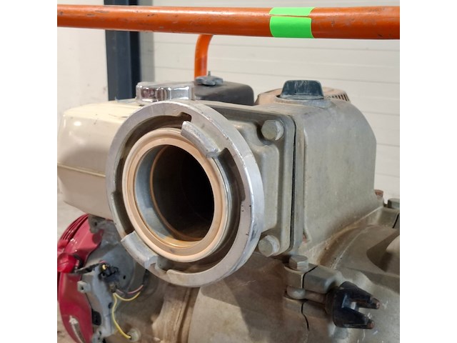Vuilwaterpomp 96 m³ benzine koshin, kth-100x, bouwjaar 2016 - afbeelding 4 van  10