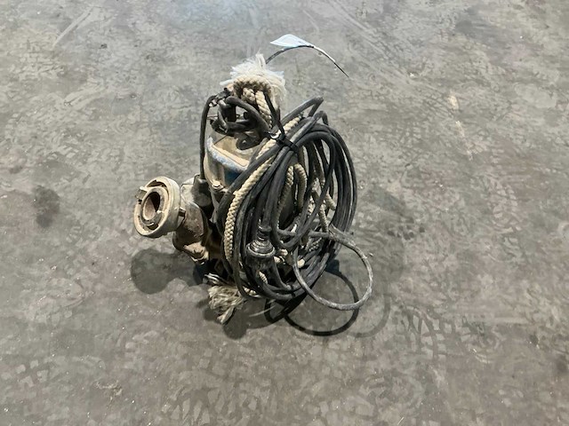 Vuilwaterpomp - afbeelding 2 van  4