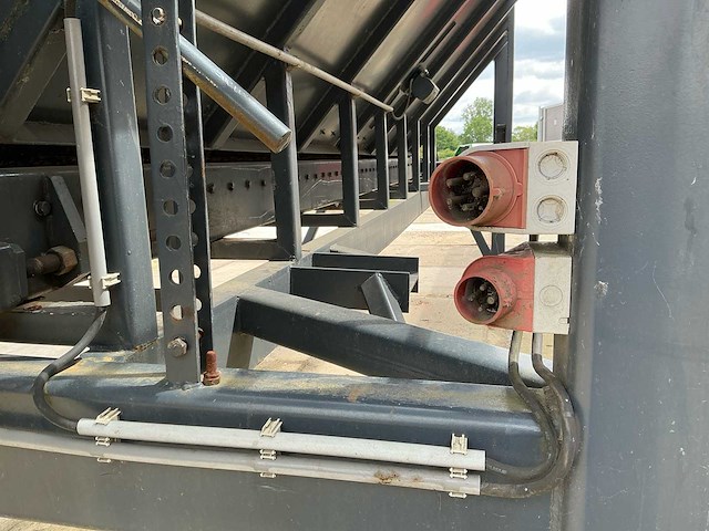 Vulbunker met uittrekband - haaksysteem, kabelsysteem - afbeelding 8 van  21