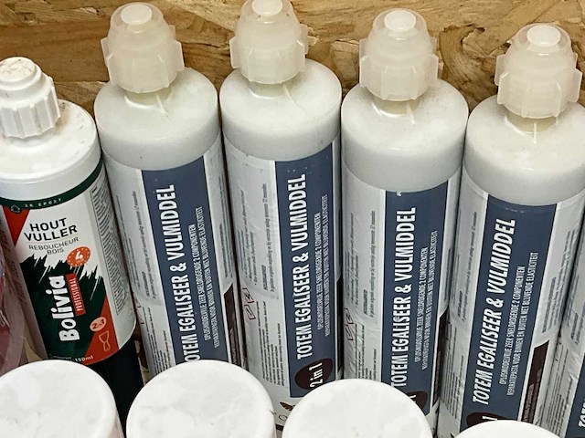 Vulmiddel, sprays, nozzles en diversen (33x) - afbeelding 7 van  17