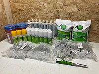 Vulmiddel, sprays, nozzles en diversen (33x) - afbeelding 1 van  17