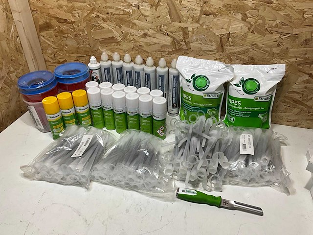 Vulmiddel, sprays, nozzles en diversen (33x) - afbeelding 10 van  17