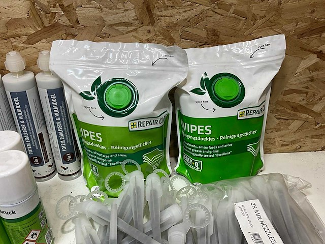 Vulmiddel, sprays, nozzles en diversen (33x) - afbeelding 16 van  17