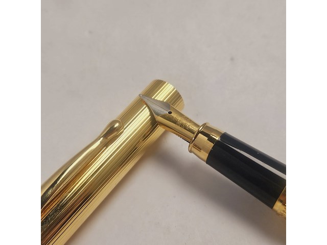 Vulpen opera paris - goudkleurig met two tone nib - afbeelding 2 van  5