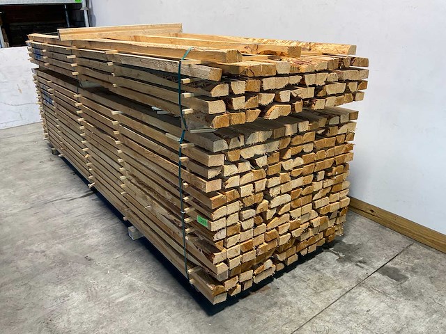 Vuren balk 400x9,5x5,5 cm (168x) - afbeelding 1 van  7