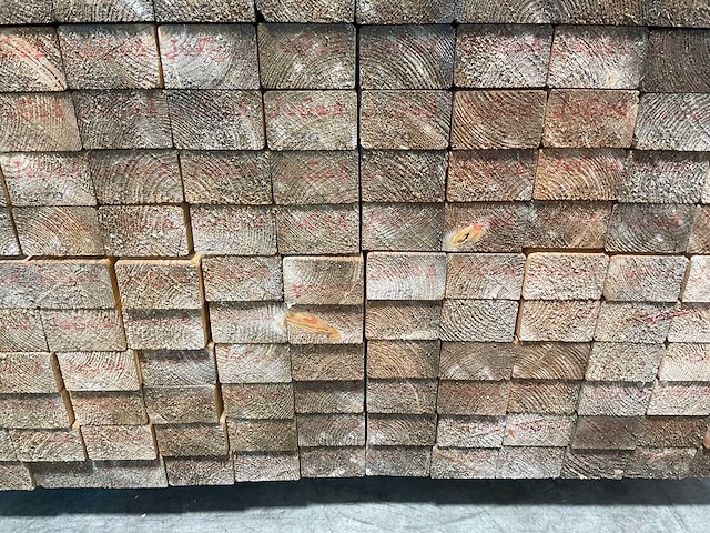 Vuren balk geschaafd - 270x7x4,4 cm (129x) - afbeelding 6 van  8