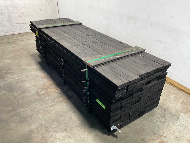 Vuren balk geschaafd zwart 300x16x4,5 cm (50x) - afbeelding 1 van  8