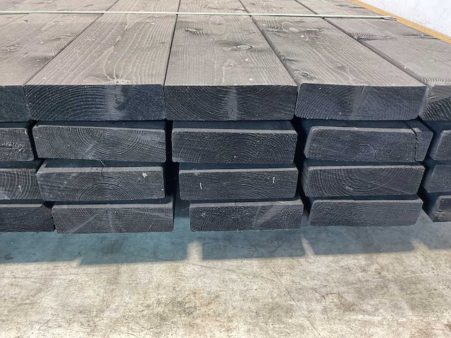Vuren balk geschaafd zwart 400x16x4,5 cm (54x) - afbeelding 5 van  6