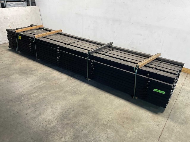 Vuren balk geschaafd zwart 500x12x4,5 cm (25x) - afbeelding 1 van  7