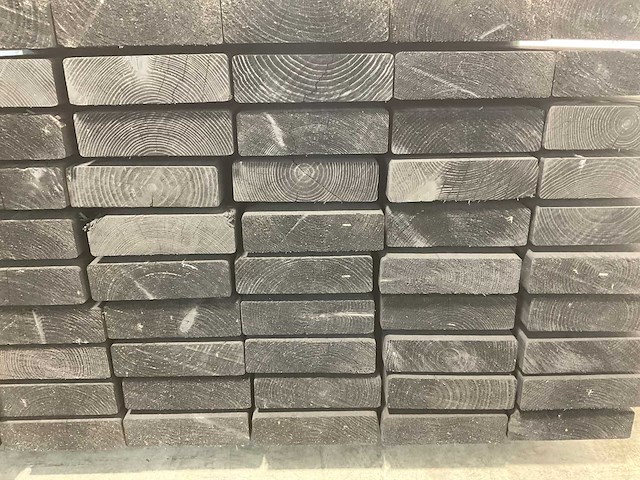 Vuren balk geschaafd zwart geïmpregneerd 300x16x4,5 cm (60x) - afbeelding 5 van  6