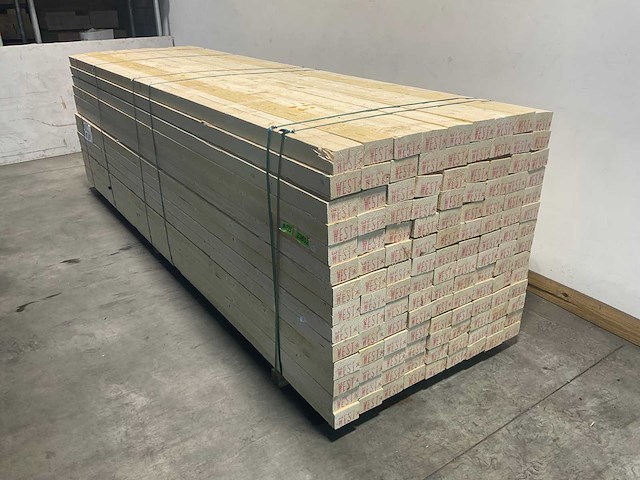 Vuren balk ruw - 390x12,5x7,5 cm (32x) - afbeelding 1 van  3
