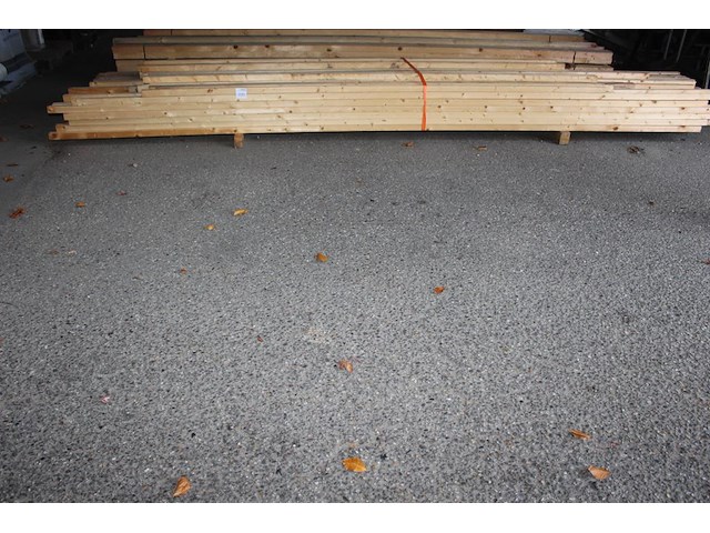 Vuren balkhout 45 x 45 x 3300/4800 mm. ca. 120 stuks. - afbeelding 1 van  3