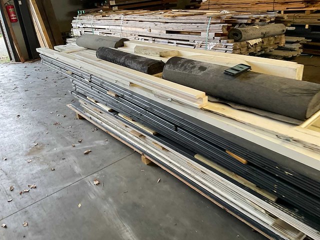 Vuren blokhut "flora" - 570x275x230 cm - afbeelding 6 van  22