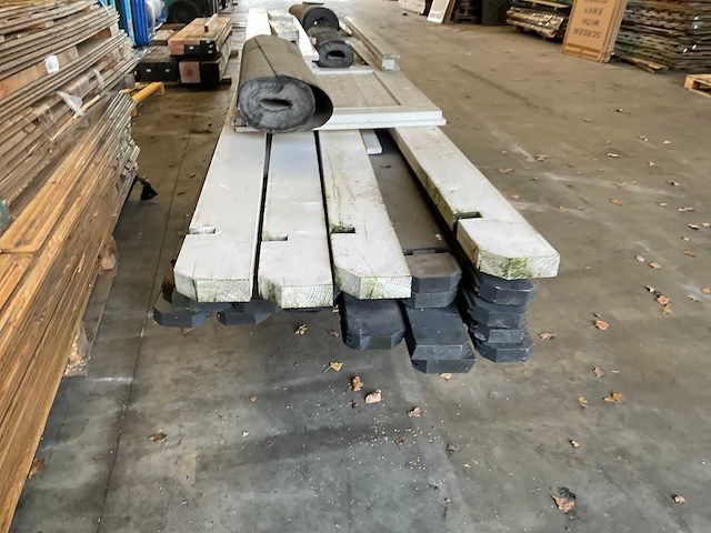 Vuren blokhut "flora" - 570x275x230 cm - afbeelding 1 van  22