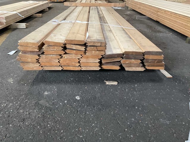 Vuren blokhut profiel 28x145x5400 mm (42x) - afbeelding 2 van  4