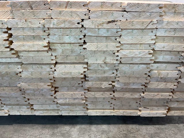 Vuren blokhutprofiel mes- en groef 330x14,5x2,8 cm (129x) - afbeelding 7 van  8