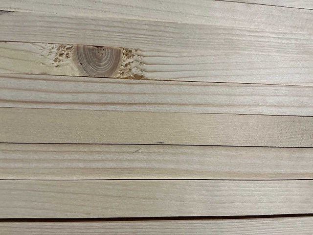 Vuren geschaafd 18x144x3600 mm (42x) - afbeelding 6 van  7