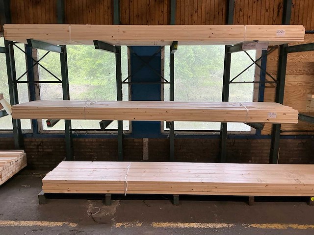 Vuren geschaafd 28x144x3600 mm (40x) - afbeelding 2 van  6
