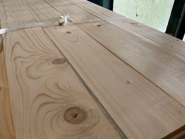 Vuren geschaafd 28x144x3600 mm (40x) - afbeelding 5 van  6