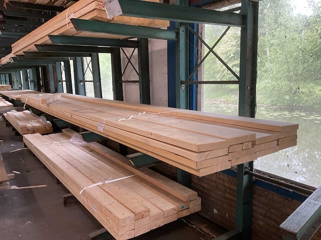 Vuren geschaafd 38x235x540 mm (15x) - afbeelding 1 van  4
