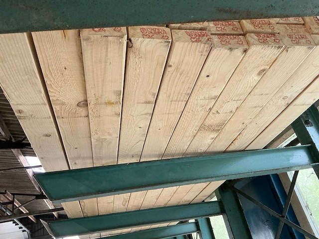Vuren geschaafd 4200x38x89 mm (72x) - afbeelding 6 van  7