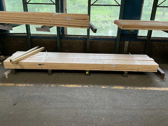 Vuren geschaafd 44x145x3600 mm (43x) - afbeelding 2 van  7