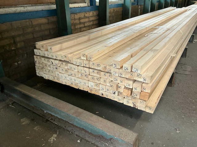 Vuren geschaafd 44x44x5400 mm (114x) - afbeelding 4 van  7
