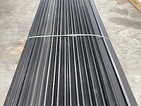 Vuren gevelbekleding buitenhoek zwart 305x8,5x3,2 cm (94x) - afbeelding 2 van  5