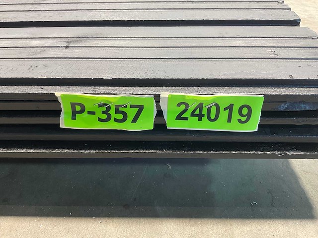 Vuren gevelbekleding channel sliding zwart 305x18x1,8 cm (28x) - afbeelding 9 van  11