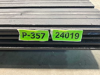 Vuren gevelbekleding channel sliding zwart 305x18x1,8 cm (28x) - afbeelding 9 van  11