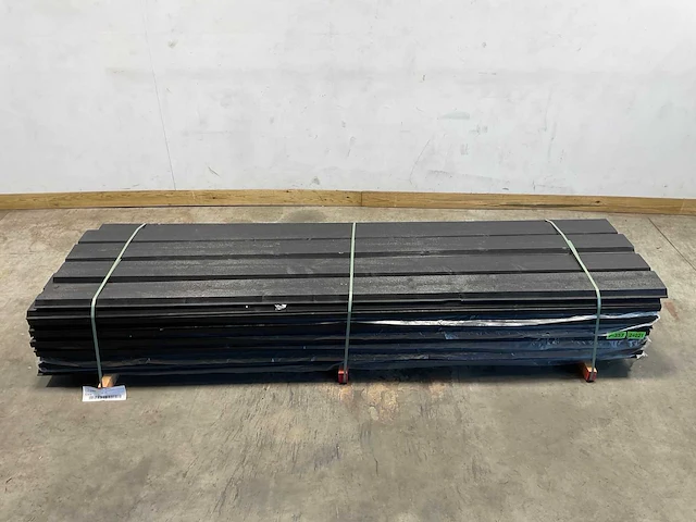 Vuren gevelbekleding startprofiel zwart - 305x18x3 cm (57x) - afbeelding 2 van  9