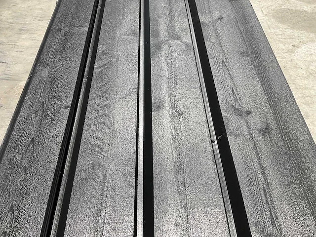Vuren gevelbekleding startprofiel zwart - 305x18x3 cm (57x) - afbeelding 9 van  9