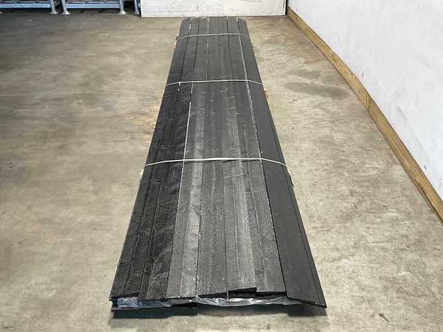 Vuren gevelbekleding zweeds rabat zwart 490x13,6x0,9-2,2cm (32x) - afbeelding 6 van  10