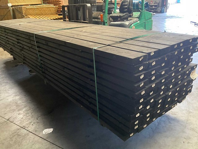 Vuren gording geschaafd zwart gespoten - 500x16x4,5 cm (12x) - afbeelding 1 van  7