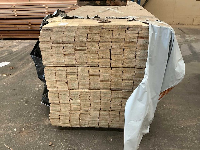 Vuren hout100x19mm (500x) - afbeelding 1 van  2