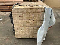 Vuren hout100x19mm (500x) - afbeelding 1 van  2