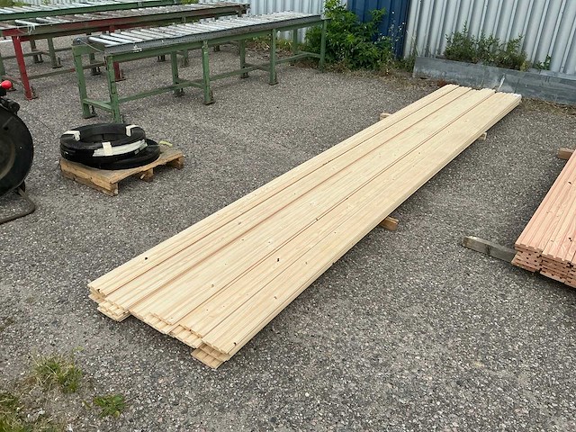 Vuren houten planken 140x20mm (31x) - afbeelding 1 van  6