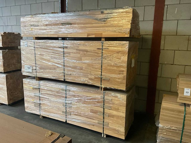 Vuren lat (1152x) - afbeelding 1 van  6