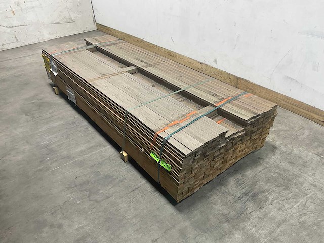 Vuren lat geschaafd - 240x4,5x2 cm (384x) - afbeelding 1 van  8