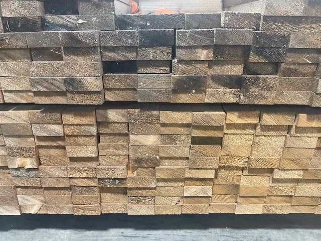 Vuren lat geschaafd - 240x4,5x2 cm (384x) - afbeelding 6 van  8