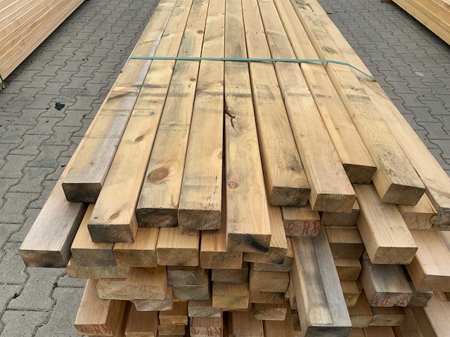 Vuren ligger 4200/4500x70x45mm ca 150 stuks - afbeelding 4 van  9