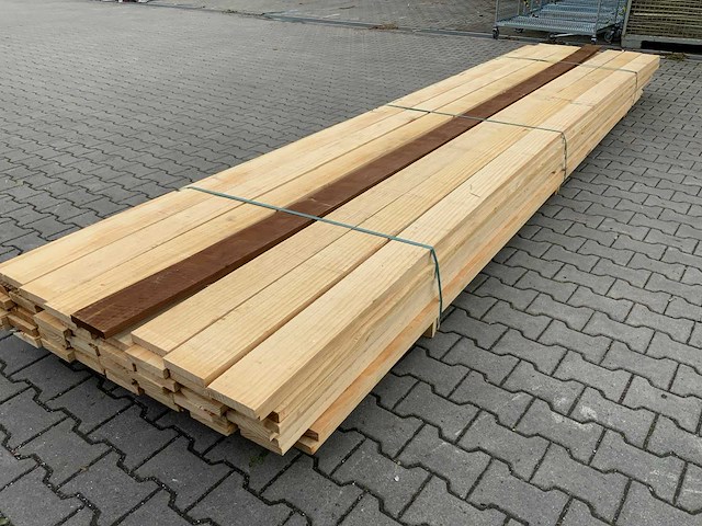 Vuren ligger 4250/4880x130x25mm (70x) - afbeelding 6 van  8