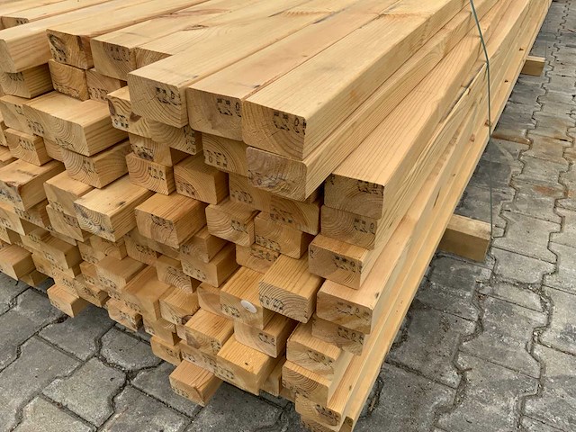 Vuren ligger 4800x70x45mm (132x) - afbeelding 3 van  3