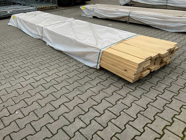 Vuren ligger 5500x145x40mm (42x) - afbeelding 1 van  6