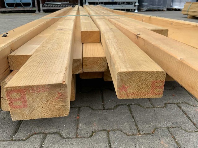 Vuren ligger/balk 4200 tot 4800mm (25x) - afbeelding 5 van  8