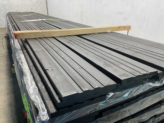 Vuren open gevelbekleding board zwart 490x18x1,8 cm (45x) - afbeelding 6 van  10