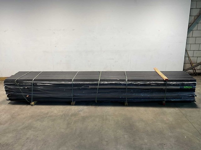 Vuren open gevelbekleding board zwart 490x18x1,8 cm (50x) - afbeelding 5 van  10