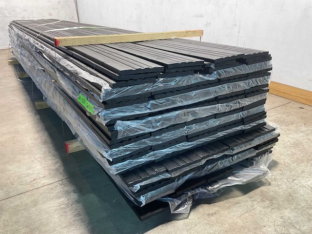 Vuren open gevelbekleding board zwart 490x18x1,8 cm (50x) - afbeelding 9 van  10