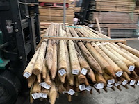 Vuren paal rond, geïmpregneerd en gepunt - 250x6x6 cm (66x) - afbeelding 11 van  12