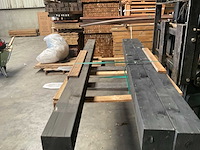 Vuren paal zwart gespoten - 250x14x14 cm (3x) - afbeelding 9 van  10
